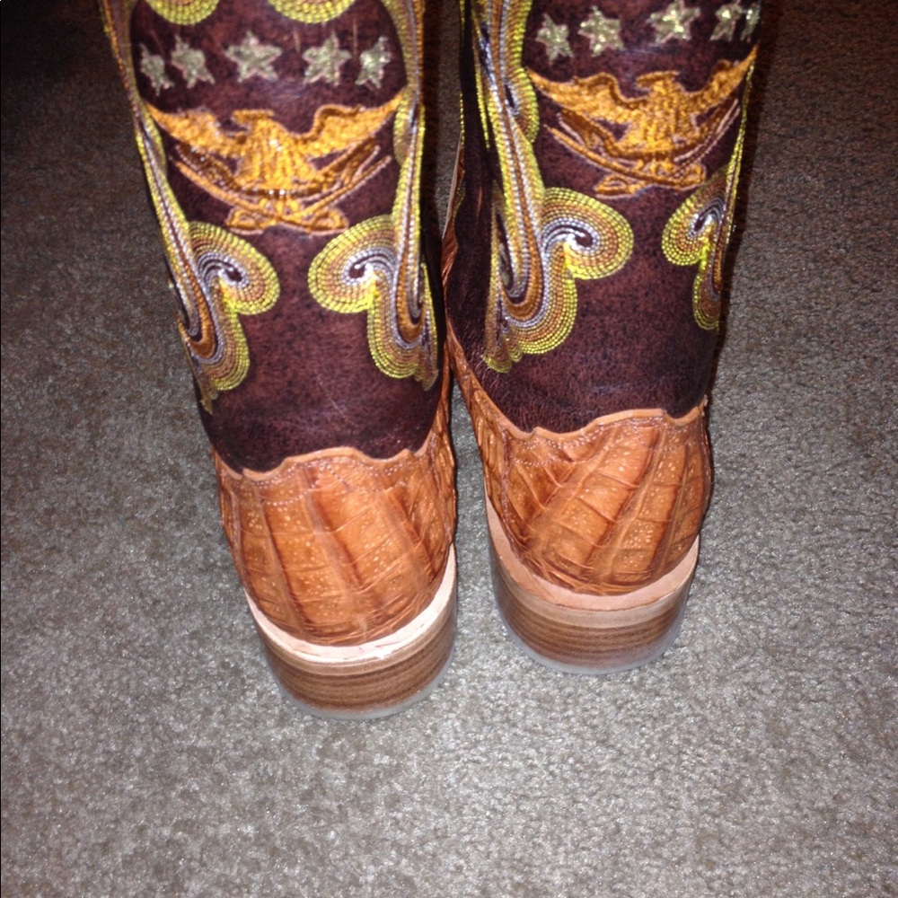 Genuine Alligator Cowboy Boots - Picture 3 of 8